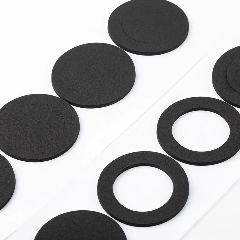 Black foam gaskets and circular sealing pads